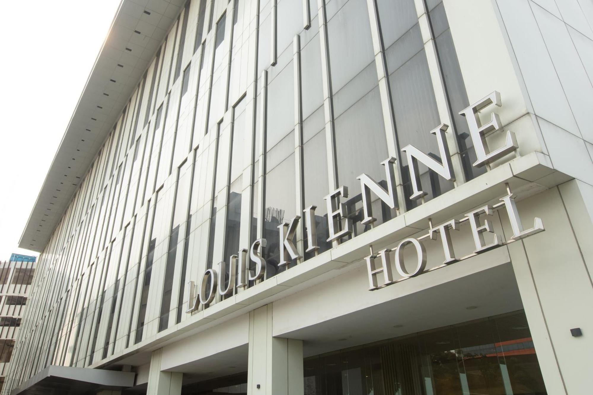 Louis Kienne Cikarang Hotel & Service Apartment 베카시 외부 사진